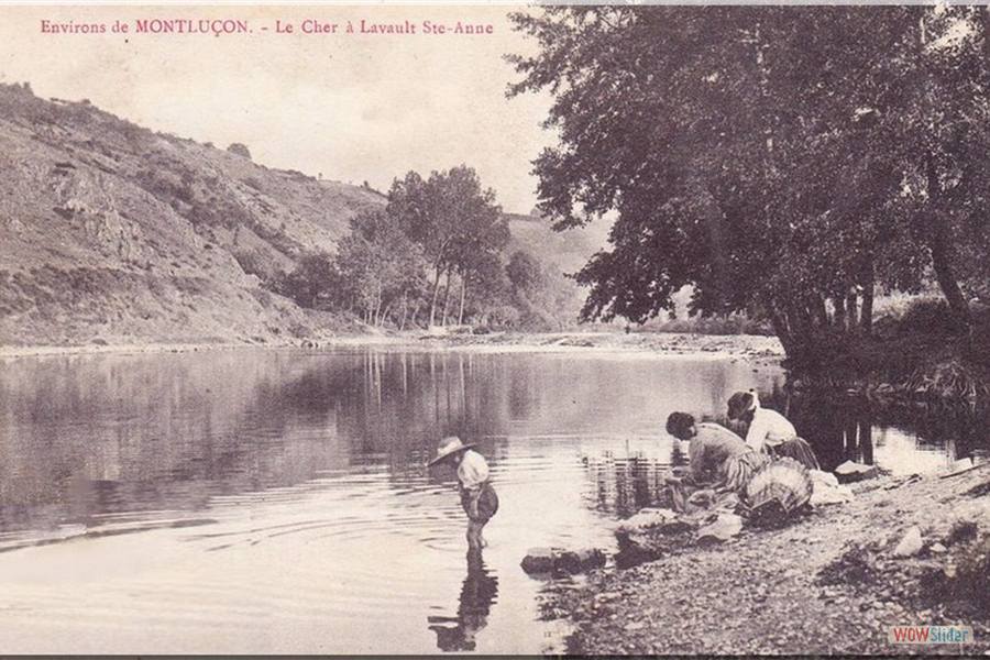 LAVAULT SAINTE-ANNE - Les lavandières