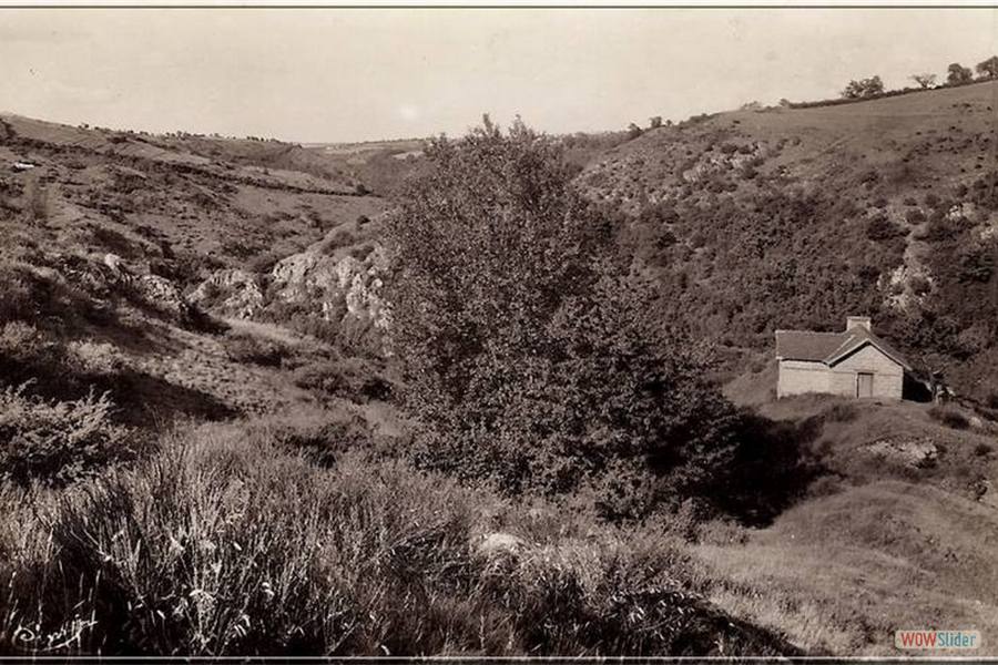 LIGNEROLLES - Gorges du Cher ( Le refuge)